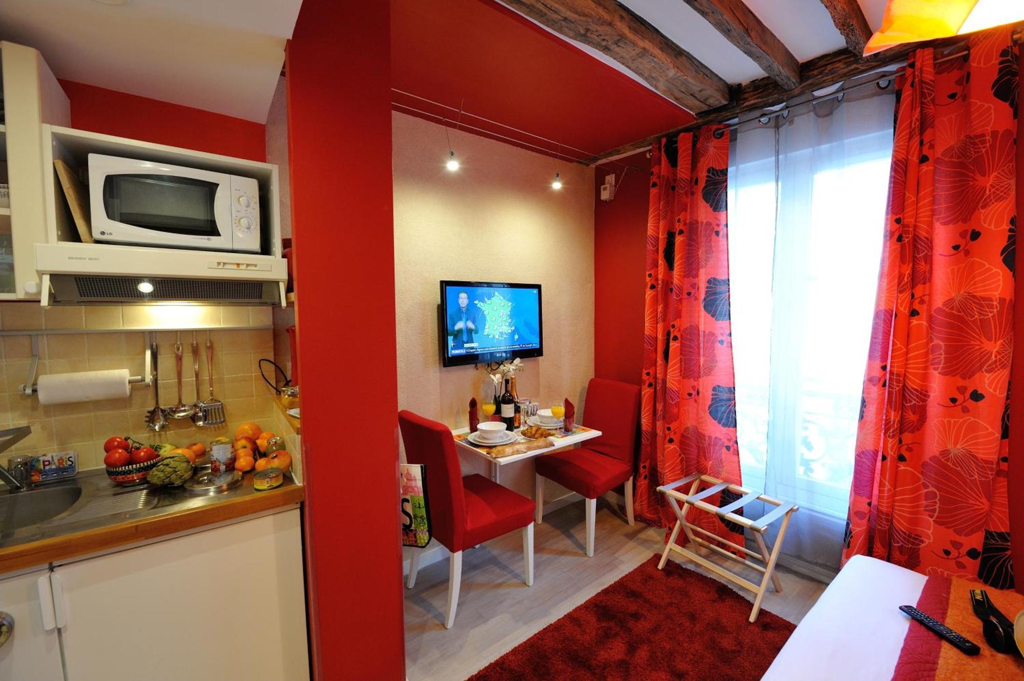 Appartement Les Patios Du Marais 1