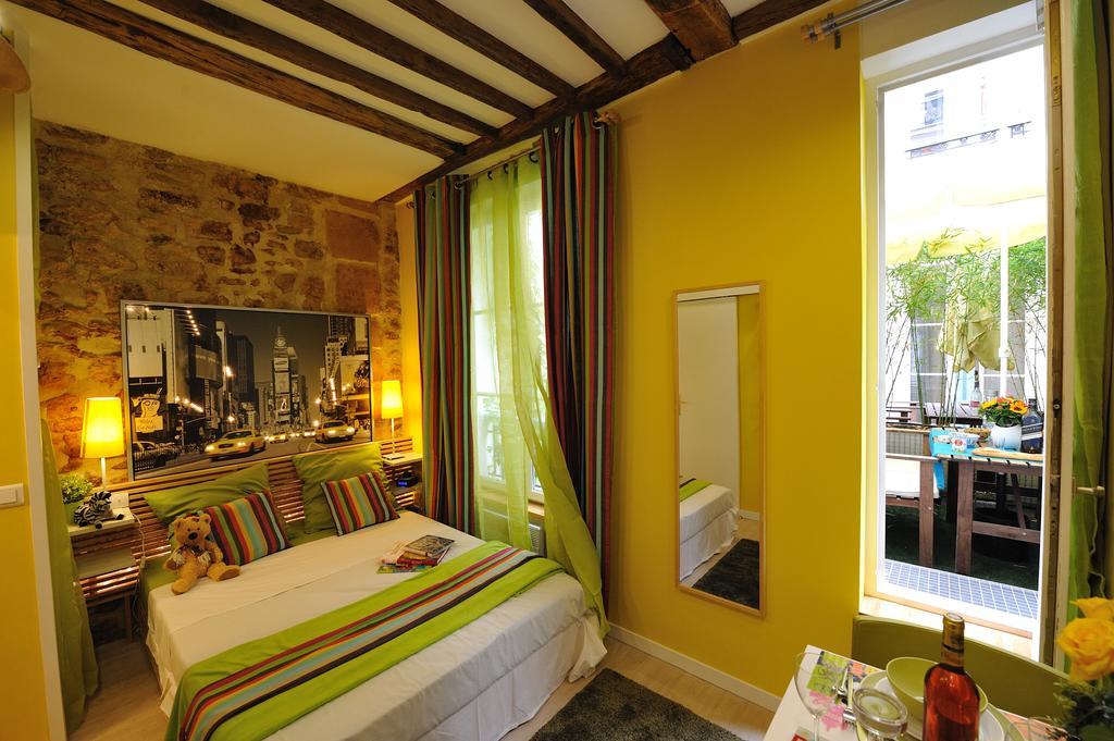 Appartement Les Patios Du Marais 1 *